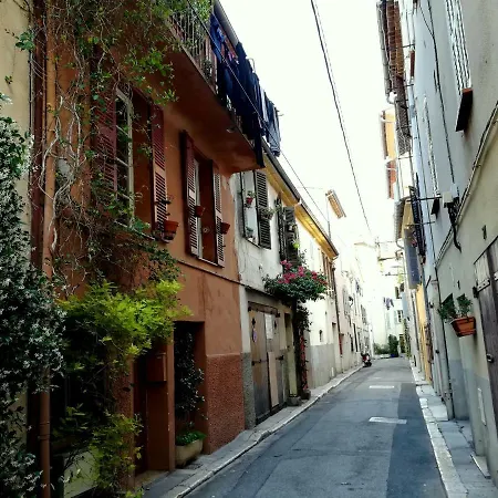 2 Pieces Renove Vieil 5 Minutes Plage * Antibes